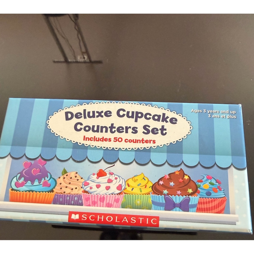 Scholastic Deluxe Cupcake Counters Set - Blue